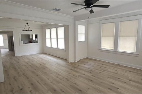 Villa ou maison à louer à Tampa, Floride: 3 chambres, 131.92 m2 № 2096992 - photo 5