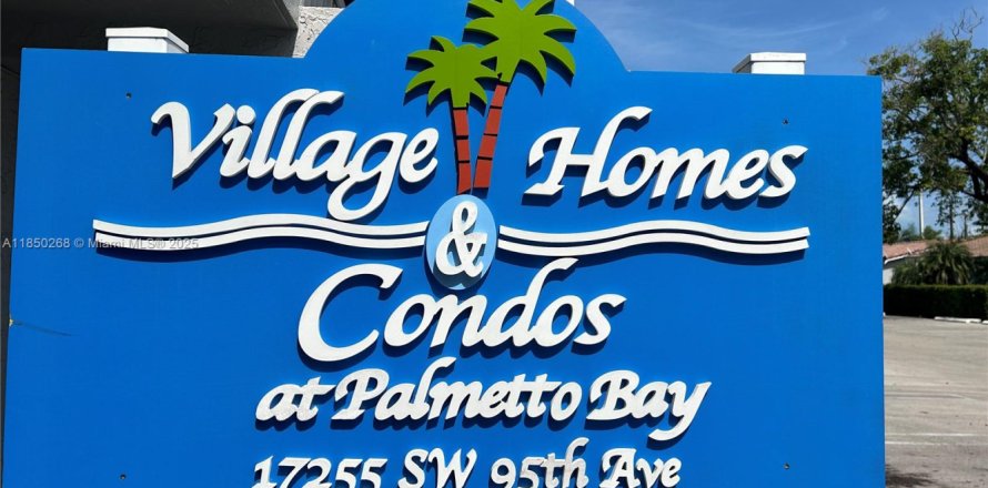 Condominio en Palmetto Bay, Florida, 2 dormitorios  № 1878011