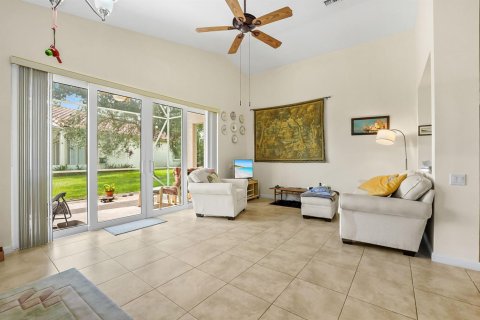 Casa en venta en Port St. Lucie, Florida, 2 dormitorios, 129.88 m2 № 2181478 - foto 4