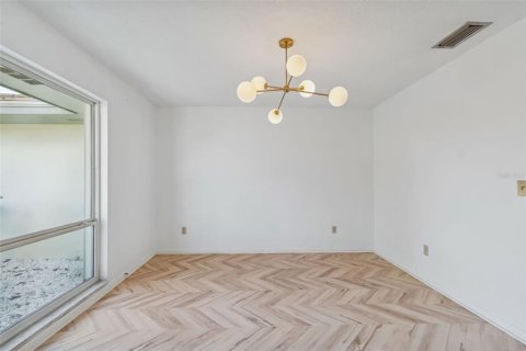Villa ou maison à vendre à Largo, Floride: 4 chambres, 207.36 m2 № 2093134 - photo 19