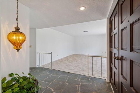 Villa ou maison à vendre à Largo, Floride: 4 chambres, 207.36 m2 № 2093134 - photo 15