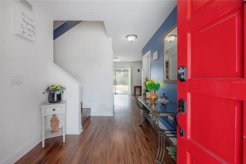 House in Tampa, Florida 4 bedrooms, 200.11 sq.m. № 2225493 - photo 7