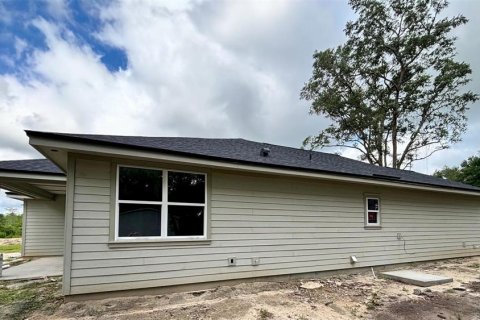House in Keystone Heights, Florida 4 bedrooms, 184.04 sq.m. № 1824082 - photo 3