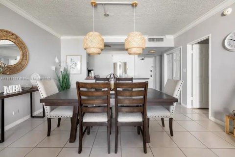 Купить кондоминиум в Майами-Бич, Флорида 1 спальня, 86.4м2, № 1981915 - фото 10