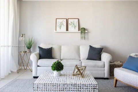 Купить кондоминиум в Майами-Бич, Флорида 1 спальня, 86.4м2, № 1981915 - фото 18