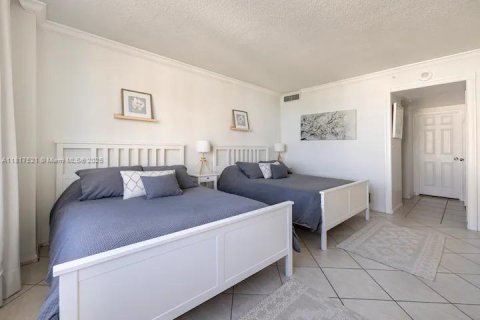 Купить кондоминиум в Майами-Бич, Флорида 1 спальня, 86.4м2, № 1981915 - фото 17