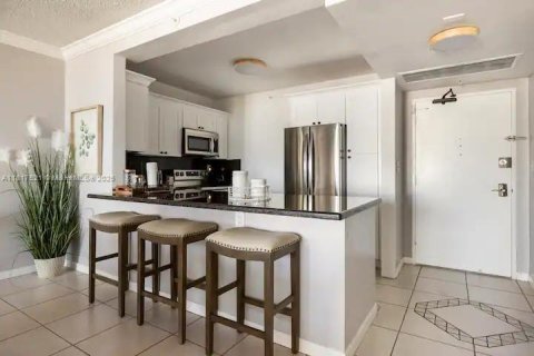 Купить кондоминиум в Майами-Бич, Флорида 1 спальня, 86.4м2, № 1981915 - фото 6