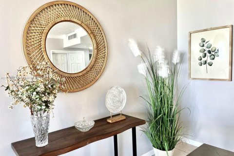 Купить кондоминиум в Майами-Бич, Флорида 1 спальня, 86.4м2, № 1981915 - фото 24