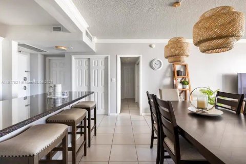 Купить кондоминиум в Майами-Бич, Флорида 1 спальня, 86.4м2, № 1981915 - фото 13