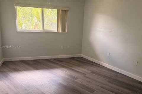 Copropriété à louer à Miami Lakes, Floride: 2 chambres, 99.87 m2 № 1966981 - photo 18