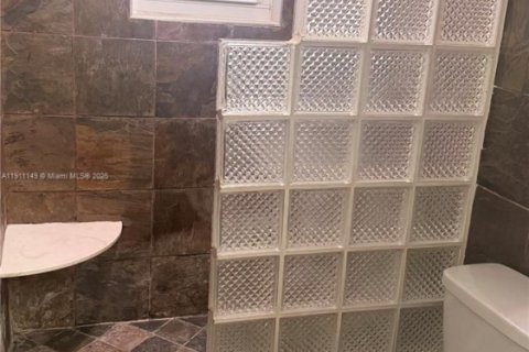 Copropriété à louer à Miami Lakes, Floride: 2 chambres, 99.87 m2 № 1966981 - photo 16
