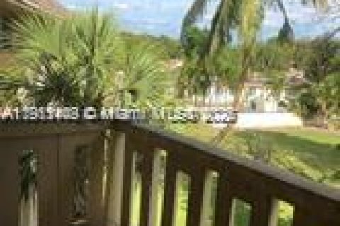 Copropriété à louer à Miami Lakes, Floride: 2 chambres, 99.87 m2 № 1966981 - photo 23