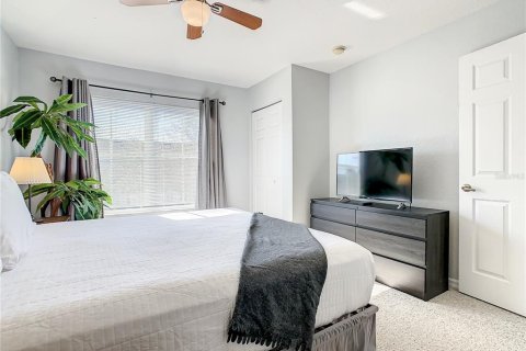 Condominio en venta en Kissimmee, Florida, 4 dormitorios, 136.57 m2 № 1844903 - foto 9