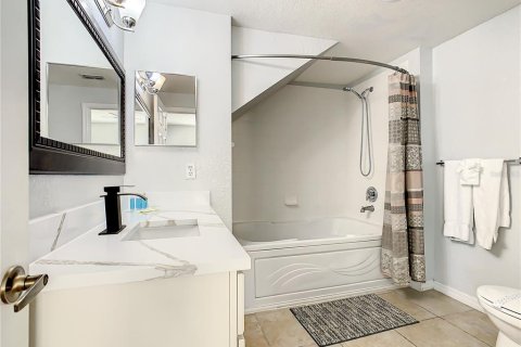 Condominio en venta en Kissimmee, Florida, 4 dormitorios, 136.57 m2 № 1844903 - foto 22