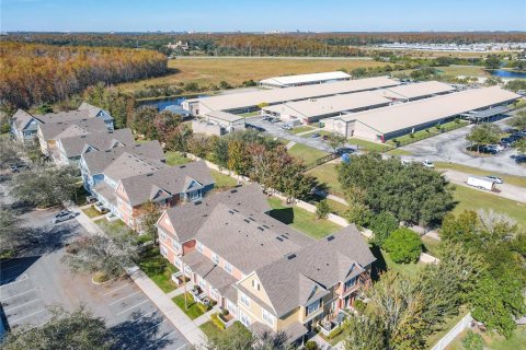 Condominio en venta en Kissimmee, Florida, 4 dormitorios, 136.57 m2 № 1844903 - foto 28