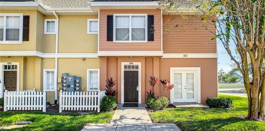 Condominio en Kissimmee, Florida, 4 dormitorios  № 1844903