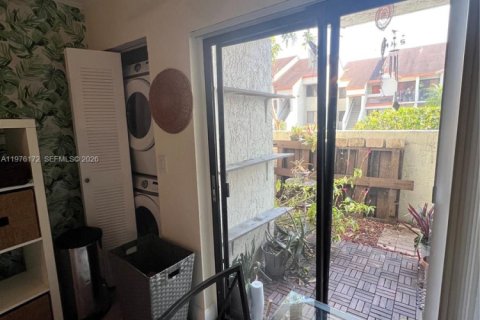 Condominio en alquiler en Margate, Florida, 2 dormitorios, 90.12 m2 № 2042778 - foto 8