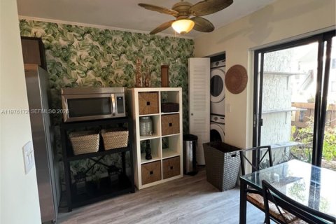 Condominio en alquiler en Margate, Florida, 2 dormitorios, 90.12 m2 № 2042778 - foto 7