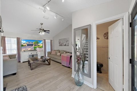 Купить виллу или дом в Тампа, Флорида 6 комнат, 138.98м2, № 2416734 - фото 19