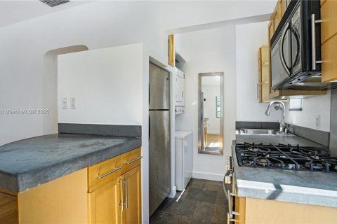 Condominio en venta en Miami Beach, Florida, 1 dormitorio, 49.05 m2 № 2034241 - foto 5