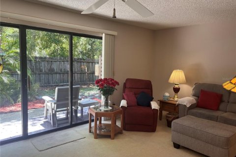 Condo in Dunedin, Florida, 2 bedrooms  № 2237132 - photo 4