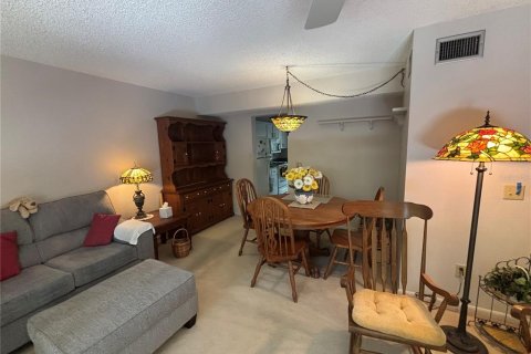 Condo in Dunedin, Florida, 2 bedrooms  № 2237132 - photo 5