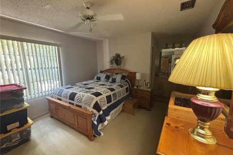 Condo in Dunedin, Florida, 2 bedrooms  № 2237132 - photo 11