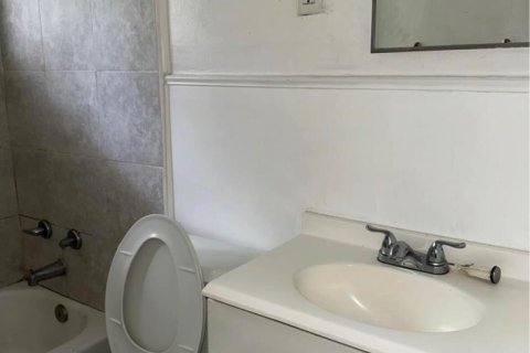 Villa ou maison à vendre à St. Lucie, Floride: 4 chambres, 125.42 m2 № 2194863 - photo 8