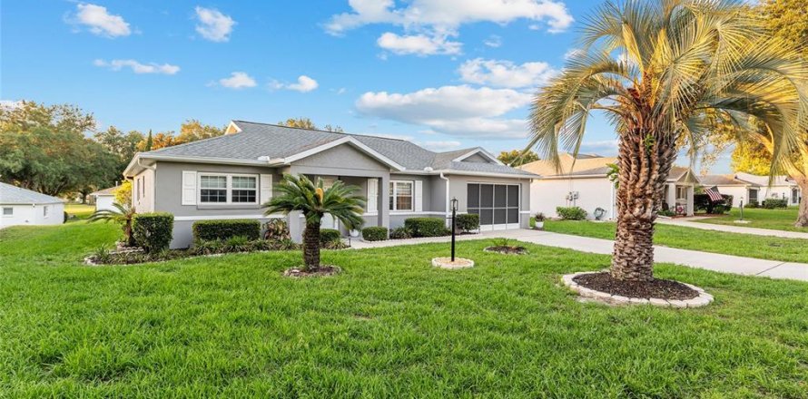 House in Ocala, Florida 2 bedrooms, 114.27 sq.m. № 1719287