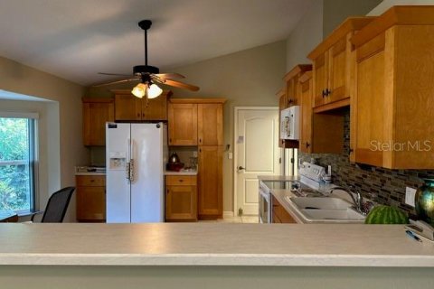 House in Dunnellon, Florida 3 bedrooms, 138.15 sq.m. № 1885550 - photo 12