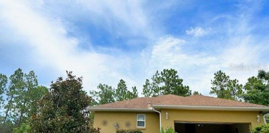 House in Dunnellon, Florida 3 bedrooms, 138.15 sq.m. № 1885550