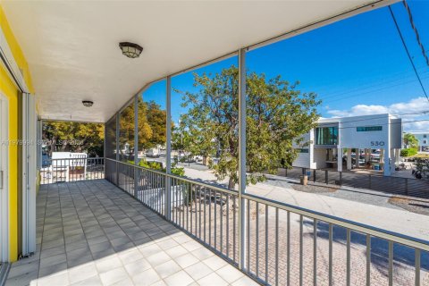 House in Key Largo, Florida 2 bedrooms, 82.13 sq.m. № 2043131 - photo 18