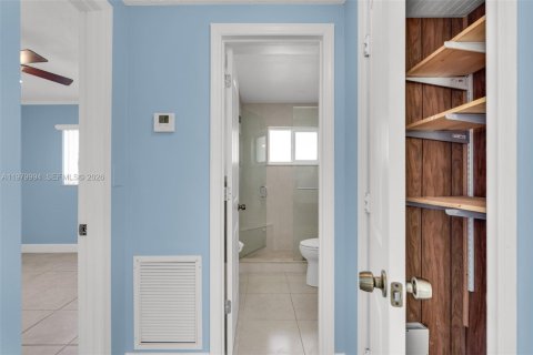 House in Key Largo, Florida 2 bedrooms, 82.13 sq.m. № 2043131 - photo 29