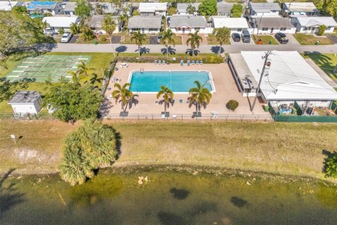 Casa en alquiler en Tamarac, Florida, 2 dormitorios, 93.65 m2 № 2169997 - foto 24
