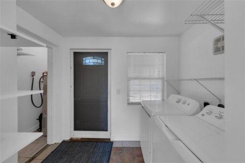 Casa en alquiler en Tamarac, Florida, 2 dormitorios, 93.65 m2 № 2169997 - foto 14