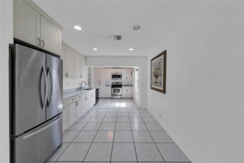 Casa en alquiler en Tamarac, Florida, 2 dormitorios, 93.65 m2 № 2169997 - foto 8