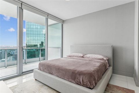 Condo in Miami, Florida, 2 bedrooms  № 2014614 - photo 13