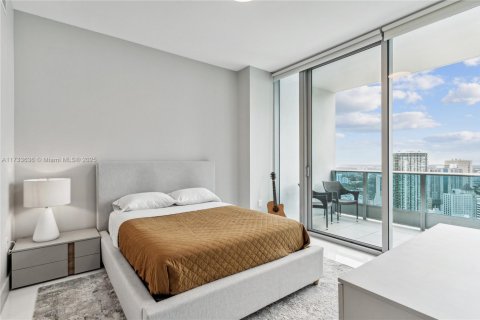 Condo in Miami, Florida, 2 bedrooms  № 2014614 - photo 9