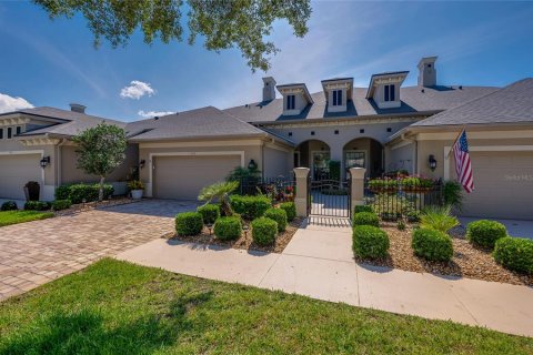 Townhouse in Ormond Beach, Florida 2 bedrooms, 202.62 sq.m. № 2157217 - photo 3