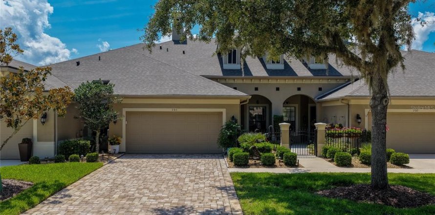 Townhouse in Ormond Beach, Florida 2 bedrooms, 202.62 sq.m. № 2157217