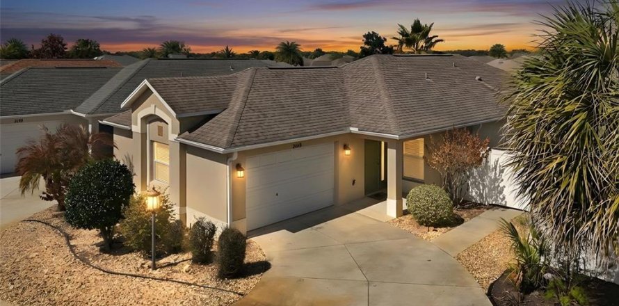 Villa ou maison à The Villages, Floride 3 chambres, 126.07 m2 № 2149796