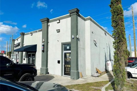 Propiedad comercial en alquiler en Orlando, Florida, 313.82 m2 № 1918859 - foto 5