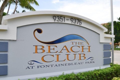 Condominio en alquiler en Miami, Florida, 1 dormitorio, 104.52 m2 № 2086161 - foto 18