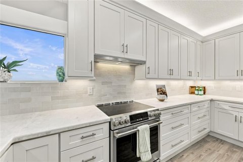 Copropriété à vendre à Palm Coast, Floride: 2 chambres, 132.39 m2 № 2407124 - photo 9