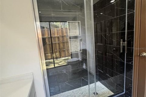 Купить виллу или дом в Валрико, Флорида 7 комнат, 254.27м2, № 1786064 - фото 26
