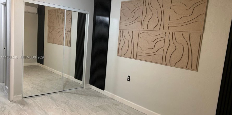 Коммерческая недвижимость в Мирамар, Флорида 1 спальня, 23.23м2 № 2031412