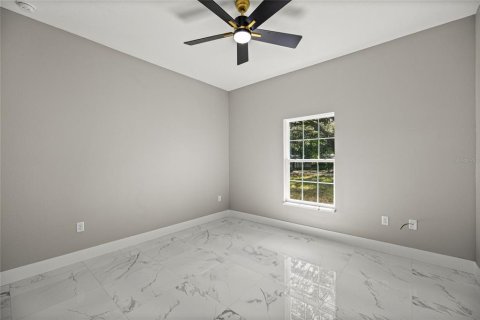 House in Summerfield, Florida 3 bedrooms, 142.51 sq.m. № 1847038 - photo 18