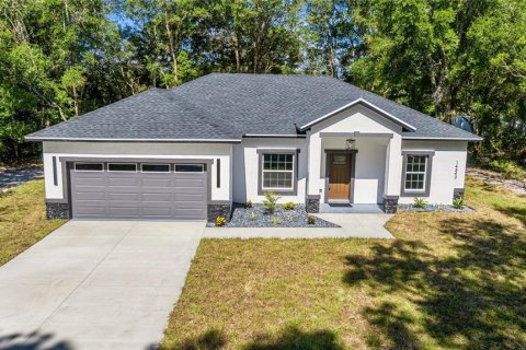 House in Summerfield, Florida 3 bedrooms, 142.51 sq.m. № 1847038 - photo 1