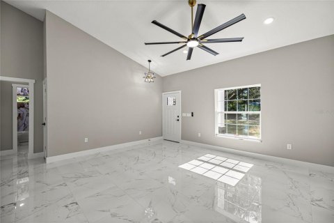 House in Summerfield, Florida 3 bedrooms, 142.51 sq.m. № 1847038 - photo 17