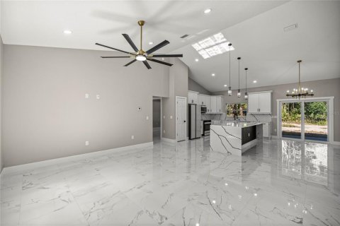 House in Summerfield, Florida 3 bedrooms, 142.51 sq.m. № 1847038 - photo 9